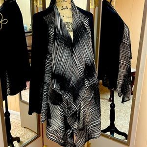 Casual Express SZ L Women’s Black Brown Ombré Open Front Long Sleeve